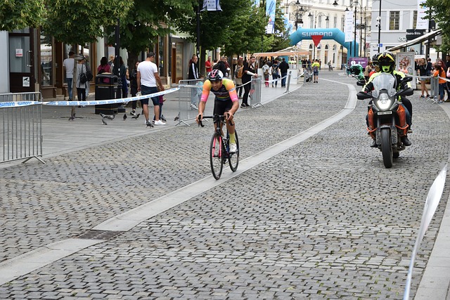 联在引进博 联在引进博